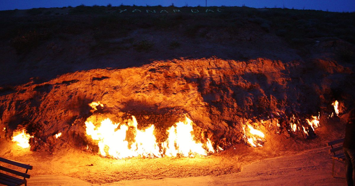 Η φωτιά που καίει 4.000 χρόνια – Δεν τη σβήνει ούτε η βροχή