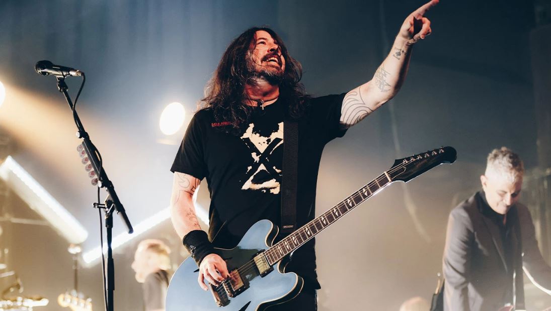 Οι Foo Fighters ανακοίνωσαν τον νέο τους ντράμερ έναν χρόνο μετά τον θάνατο του Taylor Hawkins