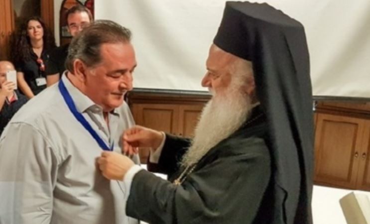 Στη Βέροια έζησε την πιο συγκινητική στιγμή της ζωής του ο Βασίλης Καρράς – Είχε λάβει το μετάλλιο της Παναγίας