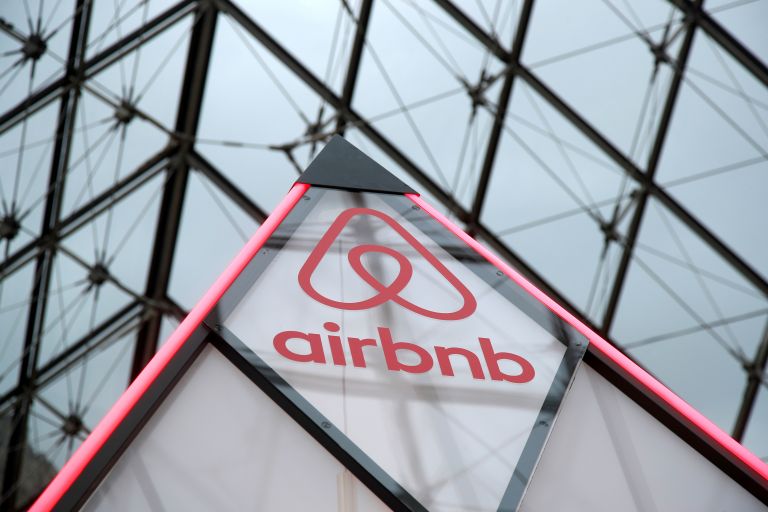 Airbnb: Σε 2,4 δισ. ευρώ υπολογίζεται ότι ανήλθαν τα έσοδα του κλάδου