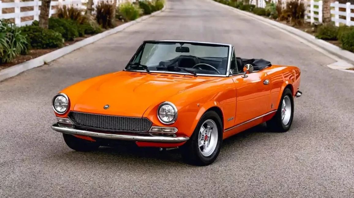 Και ηλεκτρικό το θρυλικό Fiat 124 Sport Spider